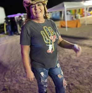 Meet your Posher, Sandra